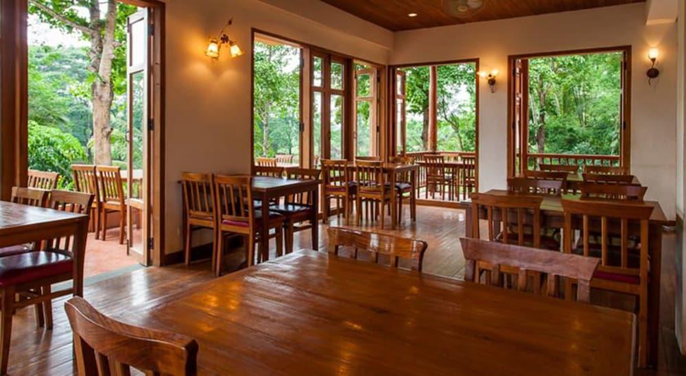 Riverhouse-The Teak House Мае Сарианг Екстериор снимка
