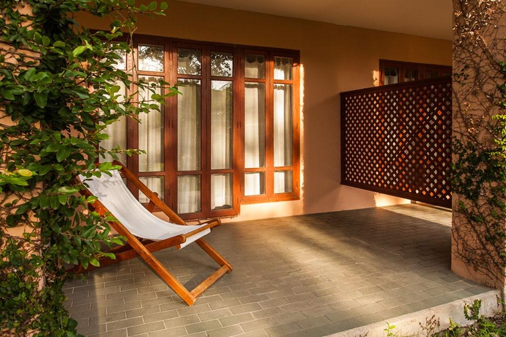 Riverhouse-The Teak House Мае Сарианг Екстериор снимка