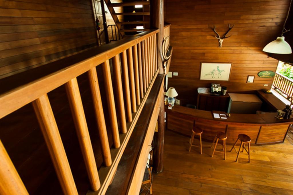 Riverhouse-The Teak House Мае Сарианг Екстериор снимка