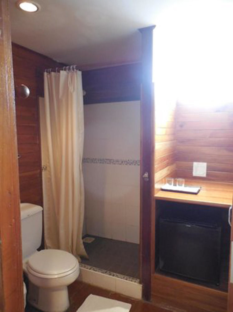 Riverhouse-The Teak House Мае Сарианг Екстериор снимка